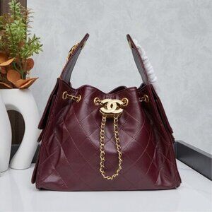Chanel burgundy shoulder bag.